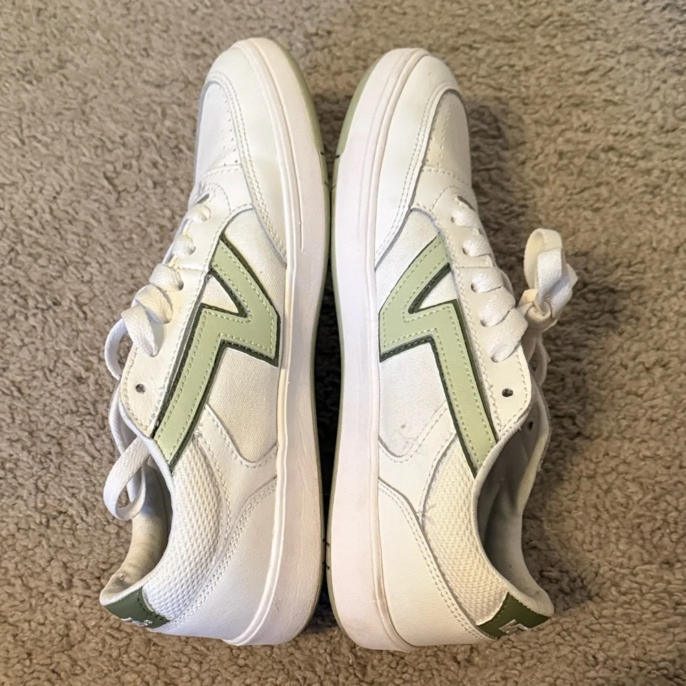 Vans Unisex Lowland White and Green Sneakers - Picture 5 of 7